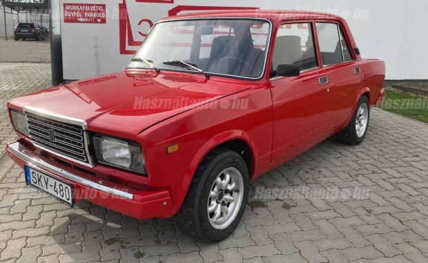 Lada 2107 elad