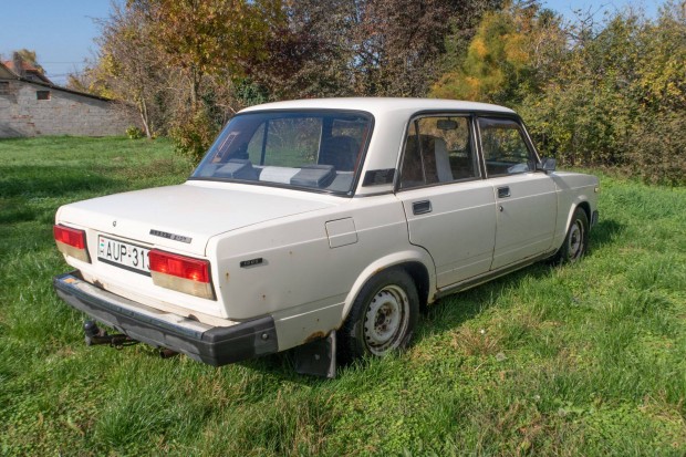 Lada 2107 zemkpes aut elad!