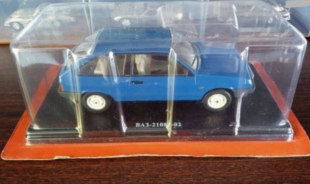 Lada 21083-02 kisauto modell 1/24 Elad