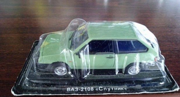 Lada 2108 zöld kisauto modellek 1/43 Eladó