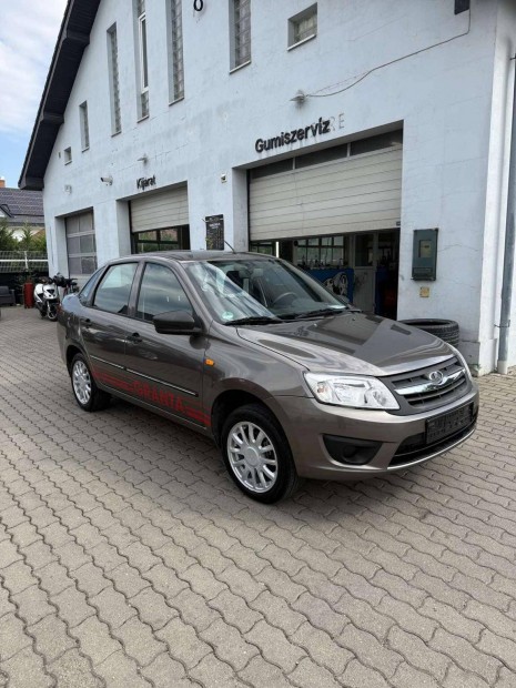 Lada Granta 1.6 Standard