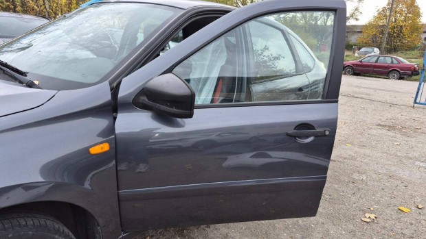 Lada Granta Ajt Oldalajtk Els Hts Jobb Bal