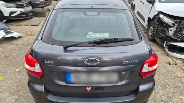 Lada Granta Csomagtrajt