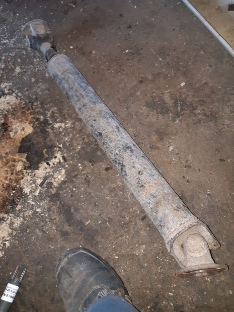 Lada Niva H�ts� Kard�n Tengely