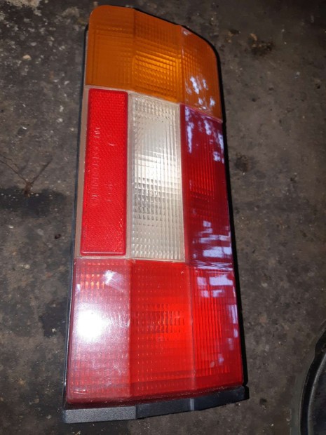 Lada Niva Jobb H�ts� L�mpa