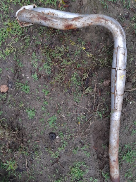 Lada Niva Kipufog� Le�ml� Cs�