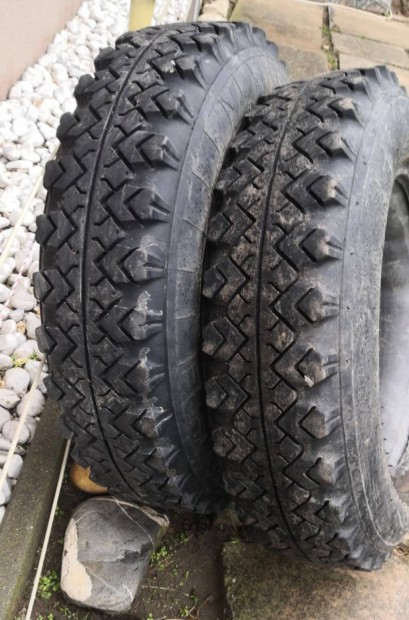 Lada Niva gyári gumik eladók!
