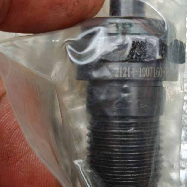 Lada Niva hidraulikus szelep emel 