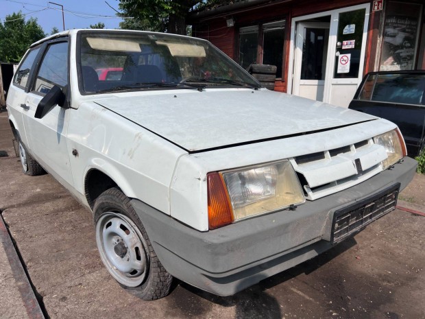 Lada Samara 1300 (1989) 2108 Alkatrészek #M2739