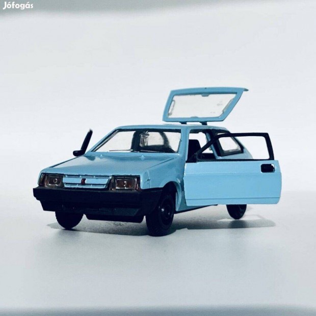 Lada Samara modell 1/43 Nyithat autmodell 1:43 Ritka Szovjet