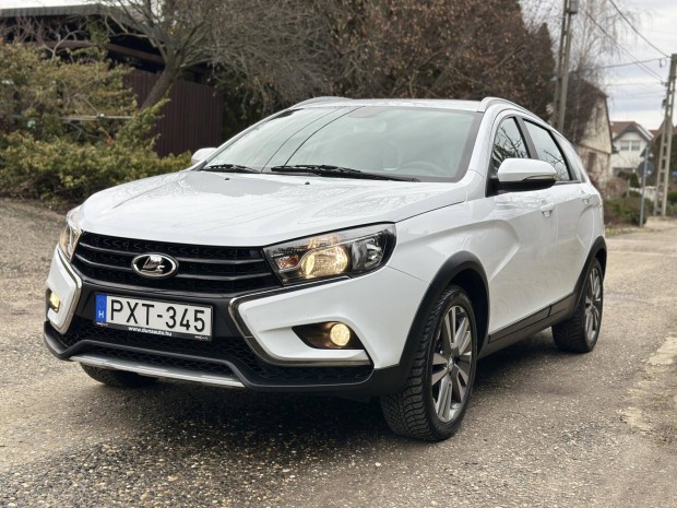 Lada Vesta Cross 1.6 Lux Magyarorsz�gi!GAR:105e...