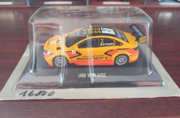 Lada Vesta WTCC kisauto modell 1/43 Eladó