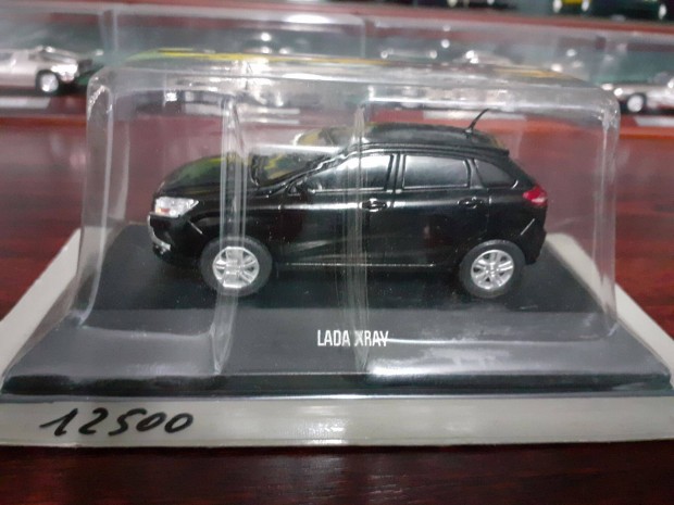 Lada Xray kisauto modell 1/43 Elad