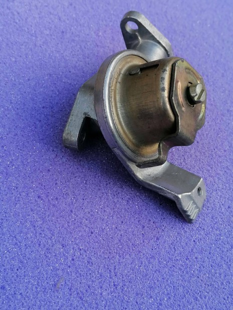 Lada csal�d t�bb t�pus�hoz eredeti gy�ri �j f�t�scsap ( CCCP )