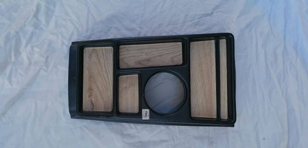 Lada csal�d t�bb t�pus�hoz �j retr� kard�nbox a 80-90-es �vekb�l