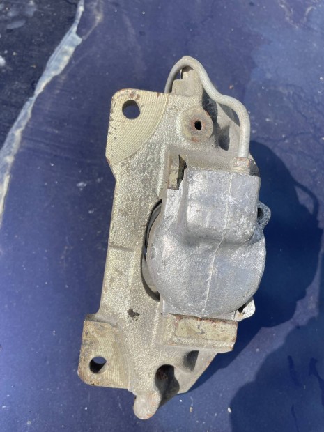 Lada elso feknyereg uj