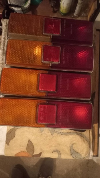Lada hatsó lampak.