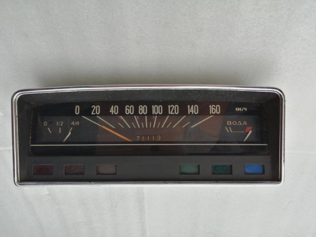 Lada kilmter ra 71113 Km