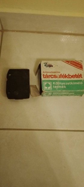 Lada �j f�kbet�t szett elad�