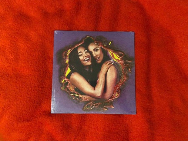 Lady Gaga and Ariana Grande Rain On Me 7" vinyl yellow bakelit