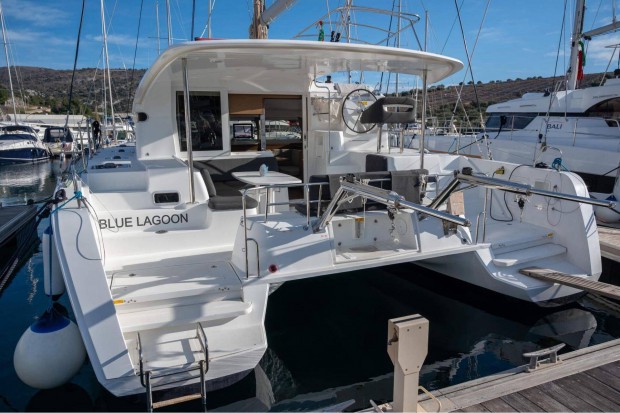 Lagoon 40 katamarn 2021-es elad