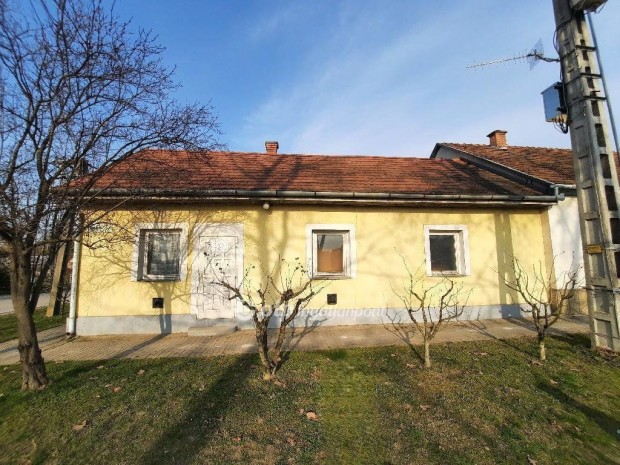 Lajosmizsei elad� 46 nm-es h�z