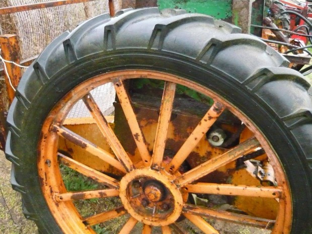 Lajta vet�g�p bontott alkatr�sz