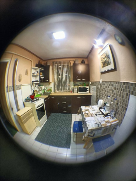 Lak�s Baj�n, k�zkedvelt ter�leten