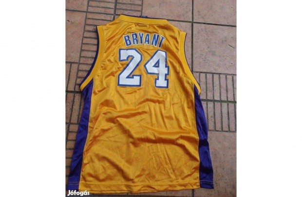 Lakers kosaras trik Bryant kosrlabda mez M