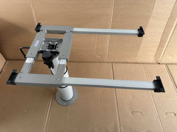 Lak�aut� asztal l�b szerkezet �ll�that�