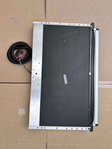 Lak�aut� l�pcs� elektromos 70cm