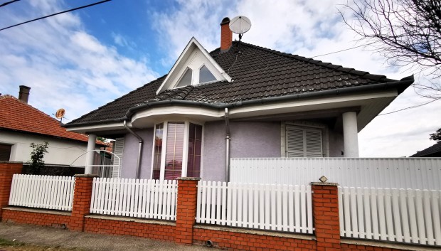 Lak�h�z + �zem�p�let J�noshid�n  Befektet�sre k�sz!