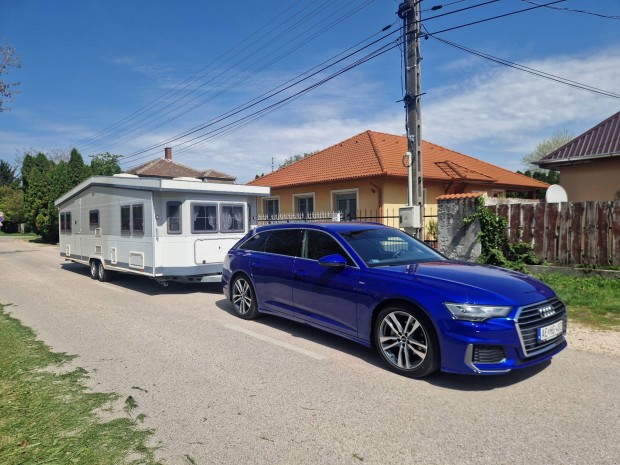 Lakókocsi 2 év műszakival gyári állapotban a szállítás megoldható