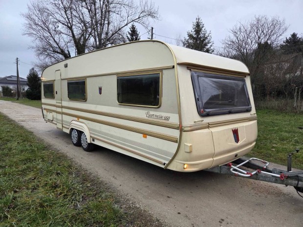 Lak�kocsi 6-7 szem�lyes, telep�t�sre, a sz�ll�t�s megoldhat�