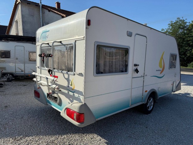 Lakkocsi,Eifelland 2 v msz,mover,elstor,4 szem,1300kg,meleg vz!!