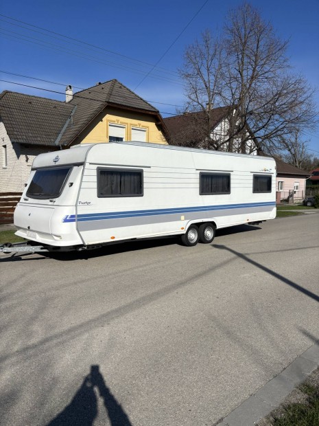 Lakokocsi Hobby 7.50 