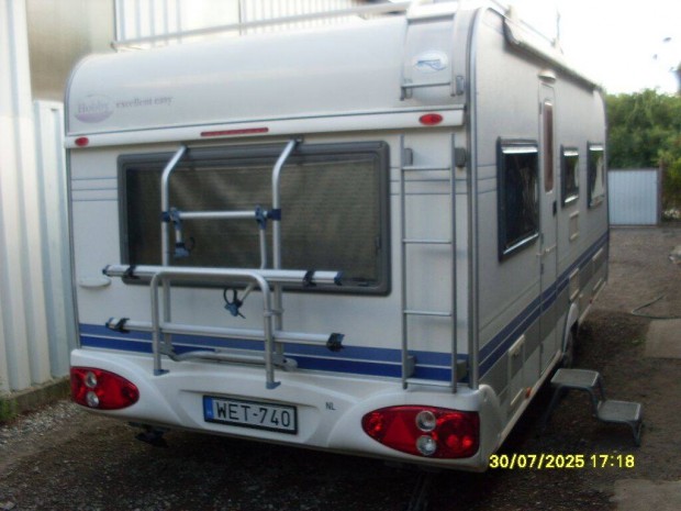 Lakkocsi Hobby K542 2006