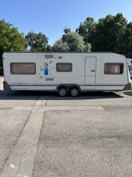 Lakokocsi Knaus Sdwind 650 