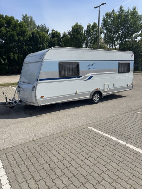 Lakokocsi Wilk 500