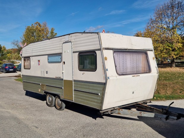 Lakókocsi telepítésre a szállítás megoldható