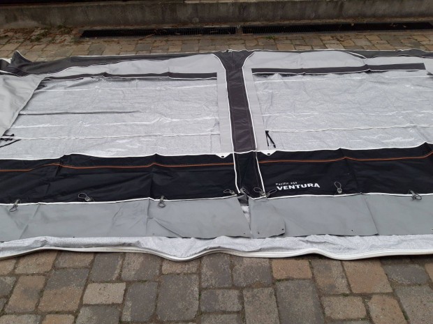 Lak�kocsi z�rt el�s�tor elad�