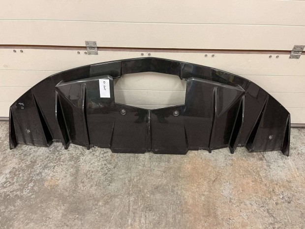 Lamborghini Aventador LP700 hátsó lökhárító lökő Carbon diffúzor 4708