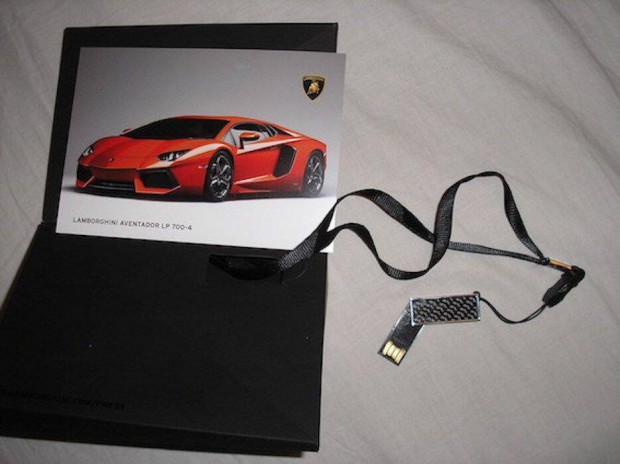 Lamborghini Aventador USB 2.0 pendrive 2 GB