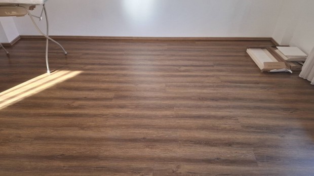 Jofogas Laminalt Parketta
