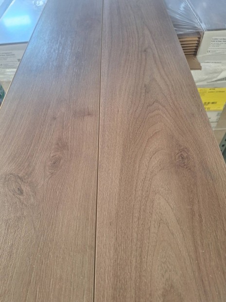 Lamin�lt padl�,parketta