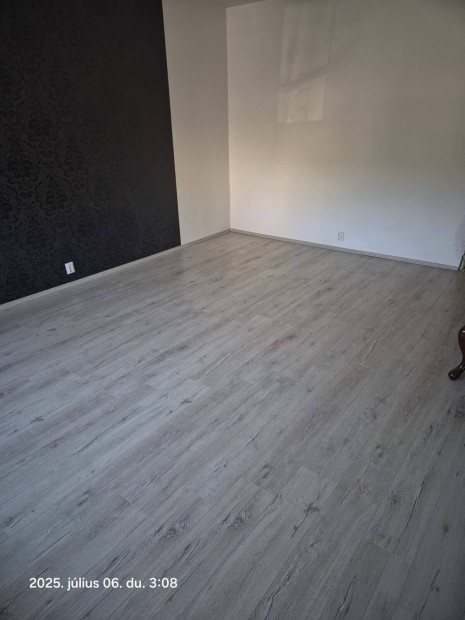 Laminált parketta kedvezményes áron eladó