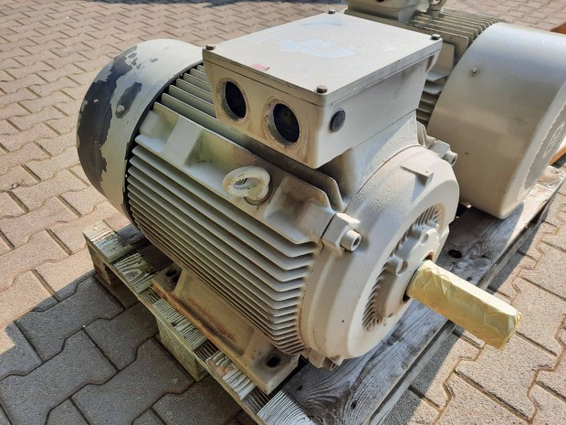 Lammers villanymotor (azonosító: 7336) teljesítmény:45kW, ford:1475