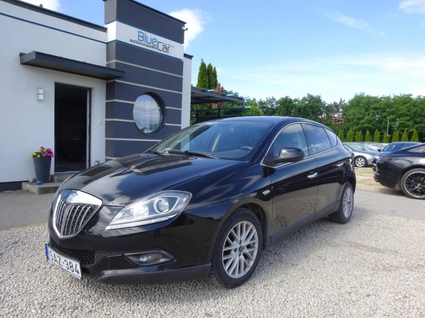 Lancia DELTA 1.4 T-Jet Oro Megbizható Sportos B...