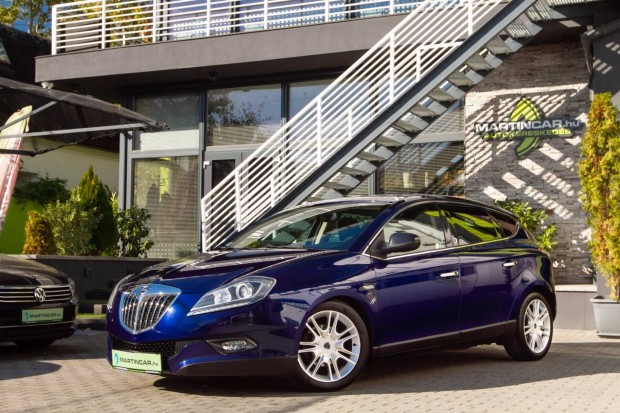 Lancia DELTA 1.4 T-Jet Oro Midnight Blue +Igazi...