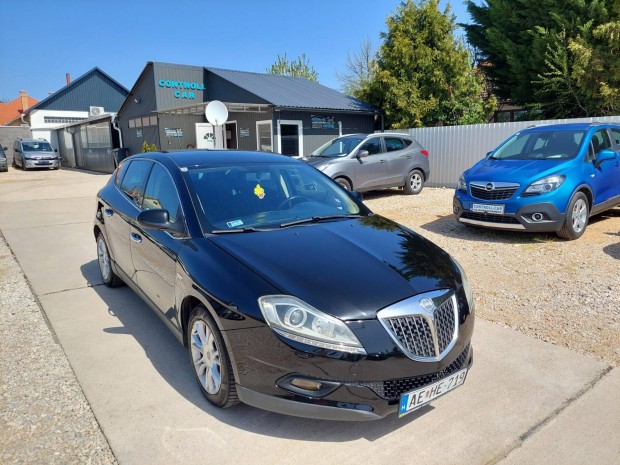 Lancia DELTA 1.6 Mjet Platino Seletronic 176eze...